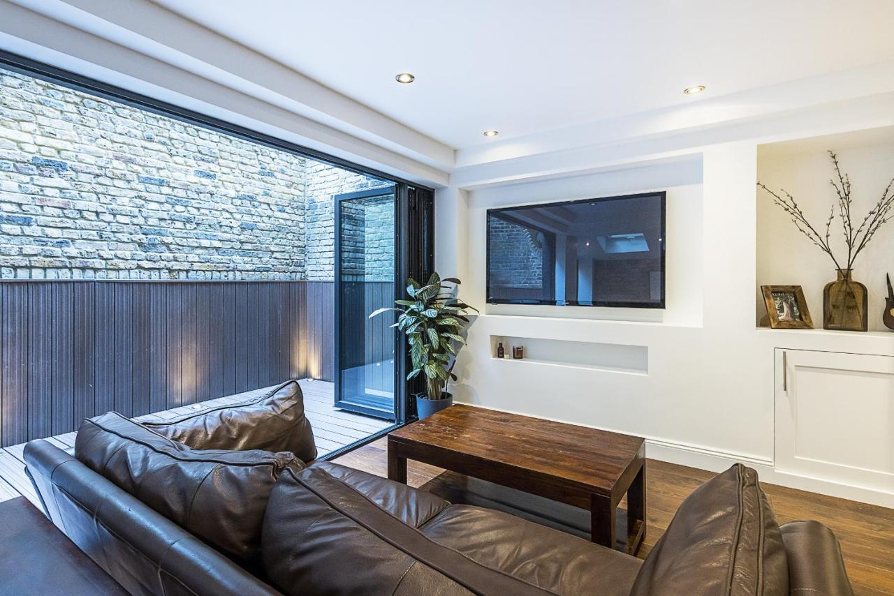 Kensington Luxurious Three Bedroom Appartamento Londra